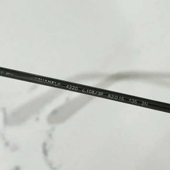 CHANEL Rimless Sunglasses 4220 Silver Frame Purple Tinted Gradient Lenses - Picture 7 of 8